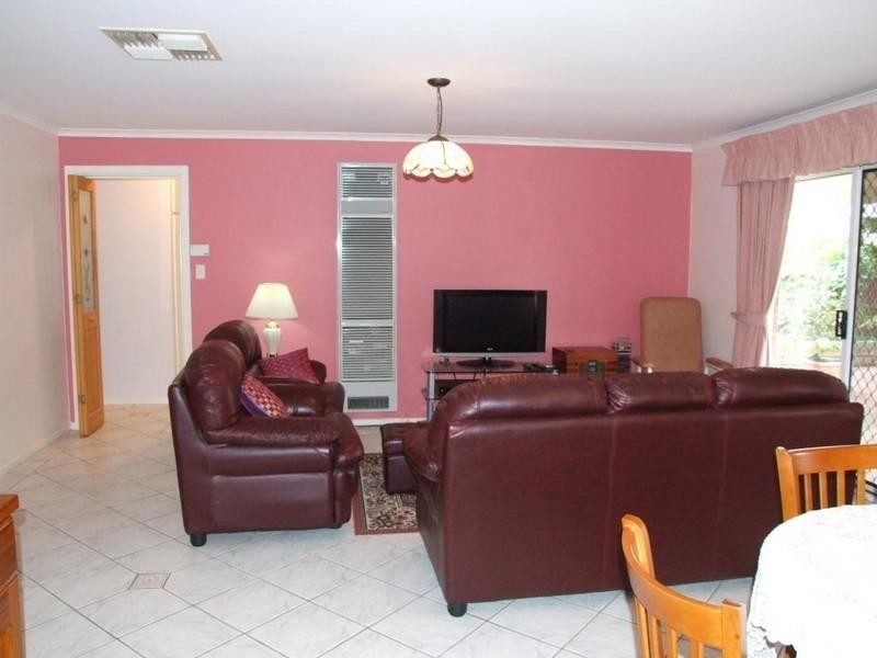 17 Magdalena Crescent, Paralowie SA 5108