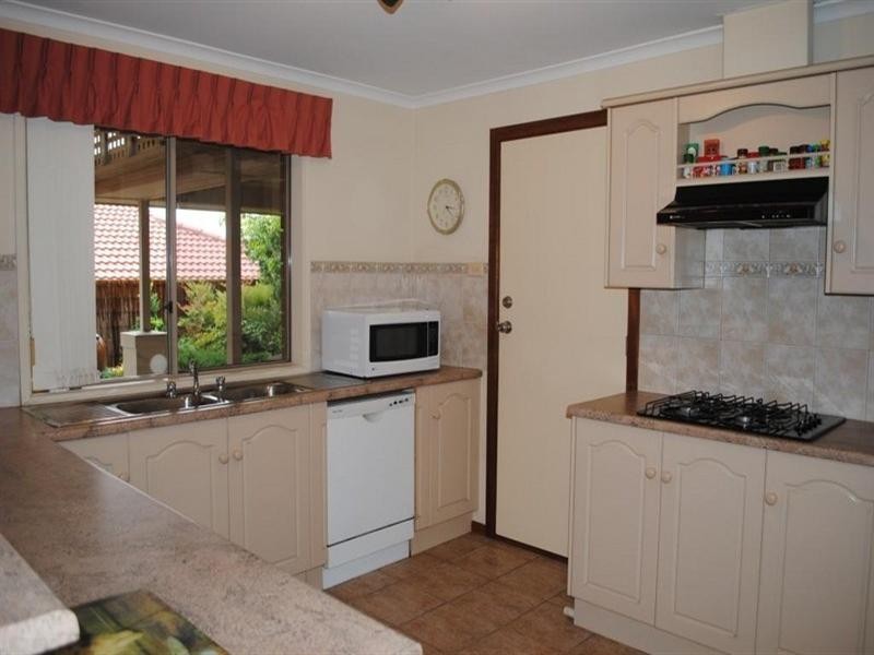 46 Pacific Boulevard, Hillbank SA 5112