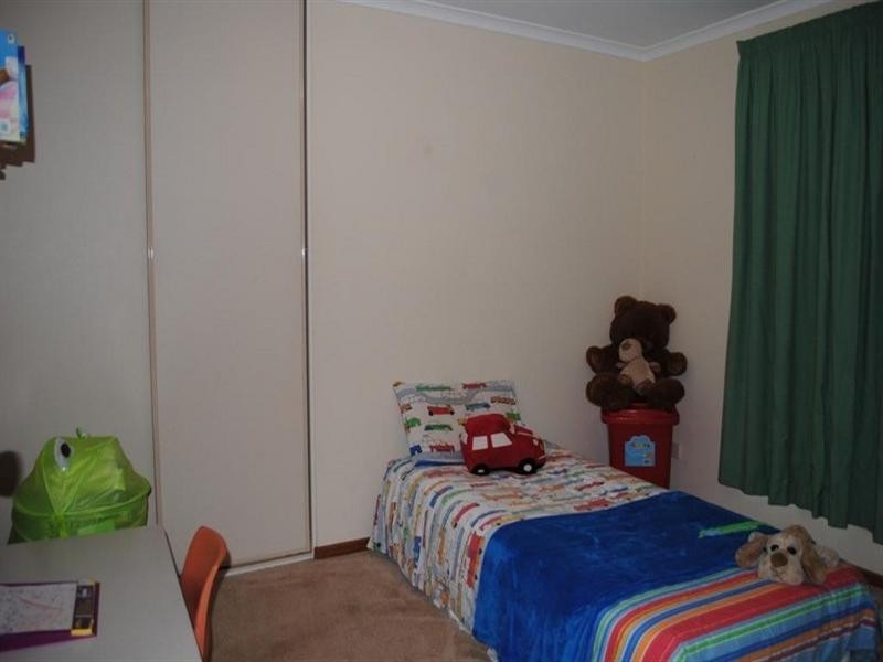 46 Pacific Boulevard, Hillbank SA 5112