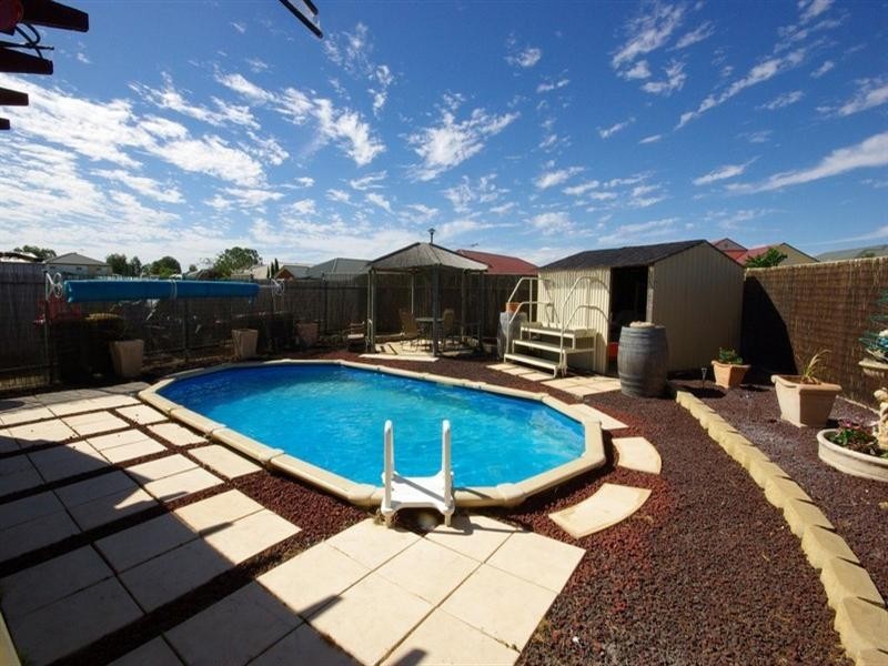 4 Canterbury Place, Burton SA 5110