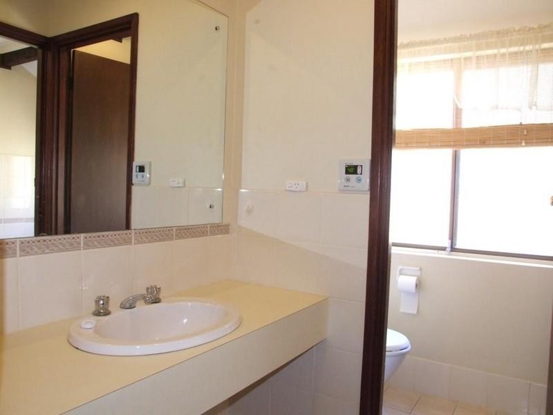 2 Magnolia Court, Banksia Park SA 5091