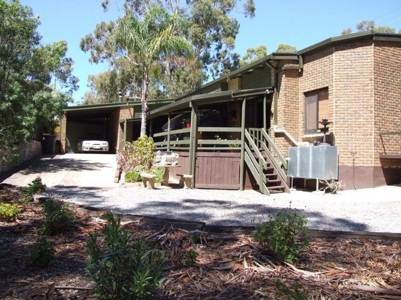2 Magnolia Court, Banksia Park SA 5091