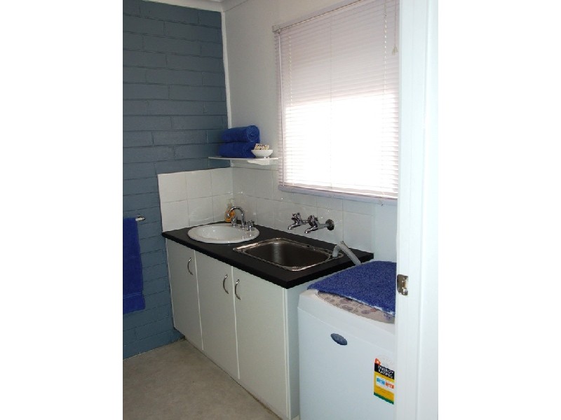 8a Beach Road, Rhyll VIC 3923