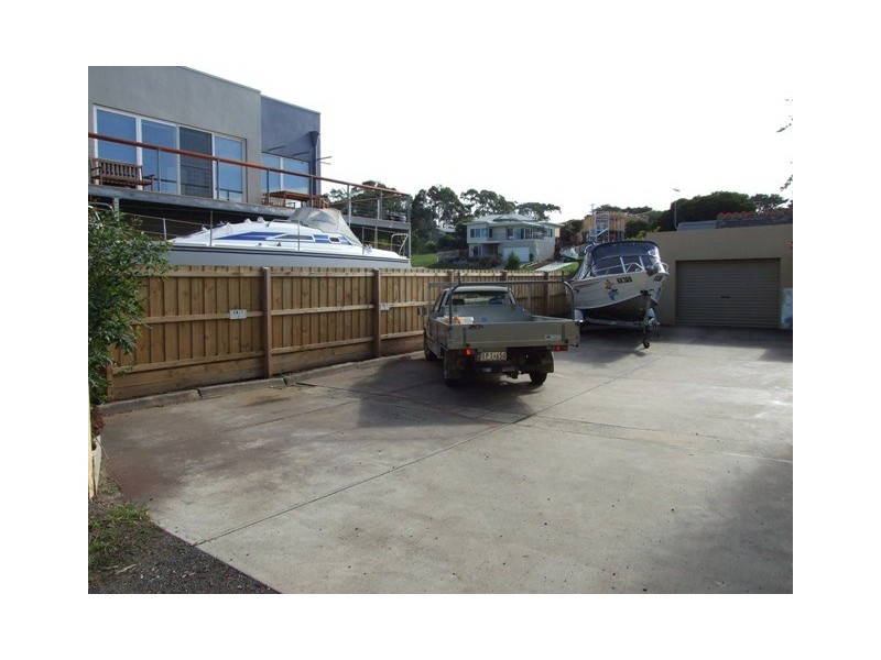 8a Beach Road, Rhyll VIC 3923