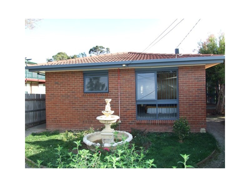 12 Holiday Court, Cowes VIC 3922