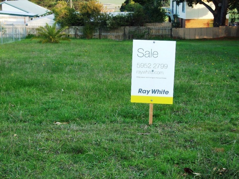 13 Hallway Drive, Wimbledon Heights VIC 3922