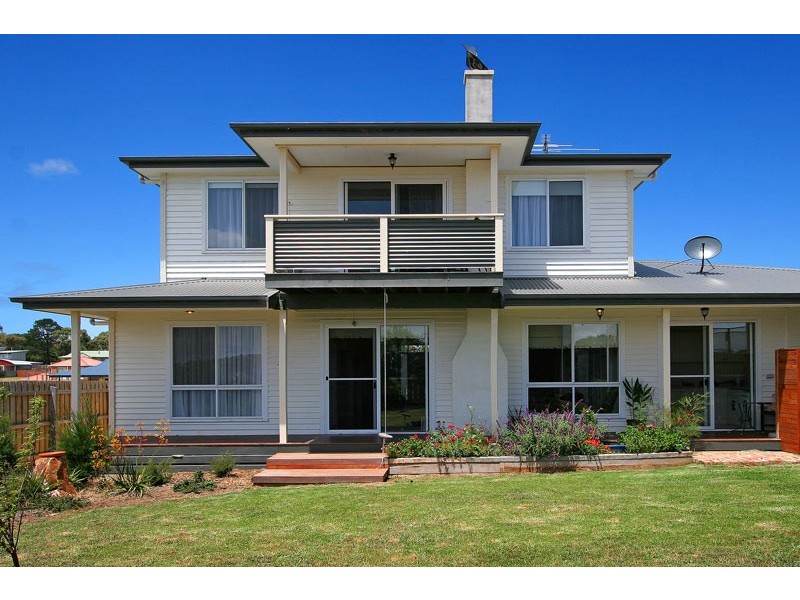 16 Anthony Court, Cowes VIC 3922