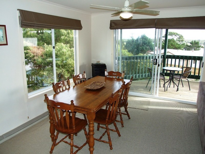 42 Bayview Drive, Cowes VIC 3922