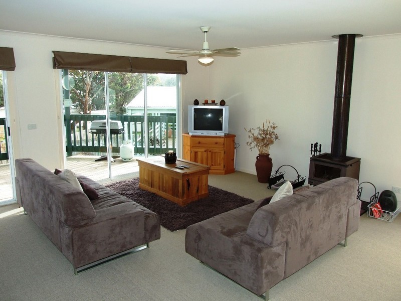 42 Bayview Drive, Cowes VIC 3922