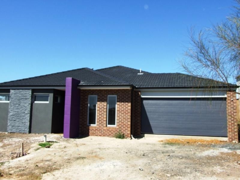 6 Egret Way, Cowes VIC 3922