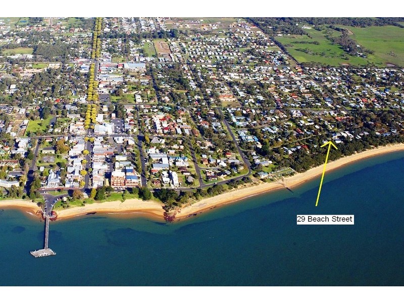 29 Beach Street, Cowes VIC 3922