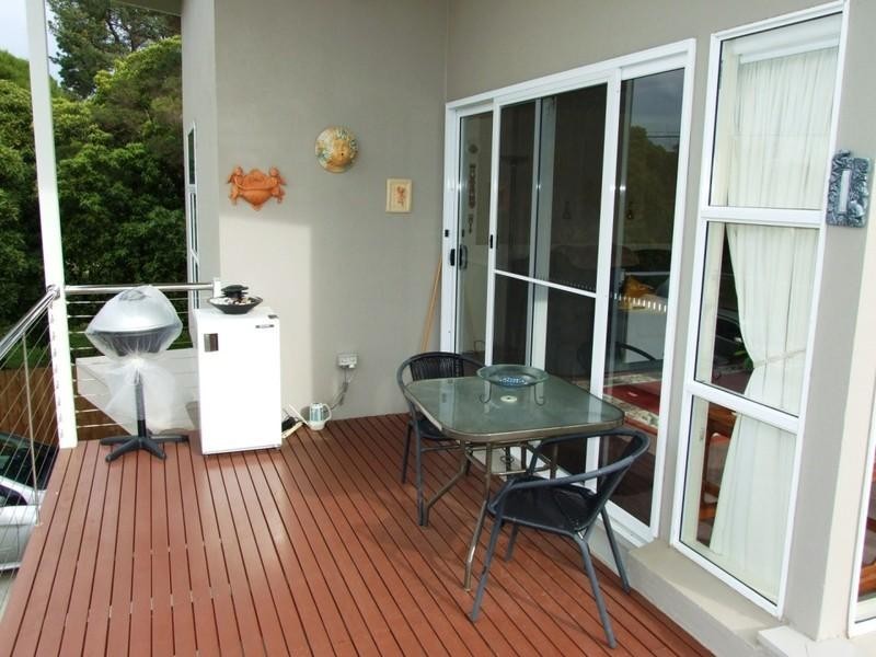 8 Anderson Road, Cowes VIC 3922