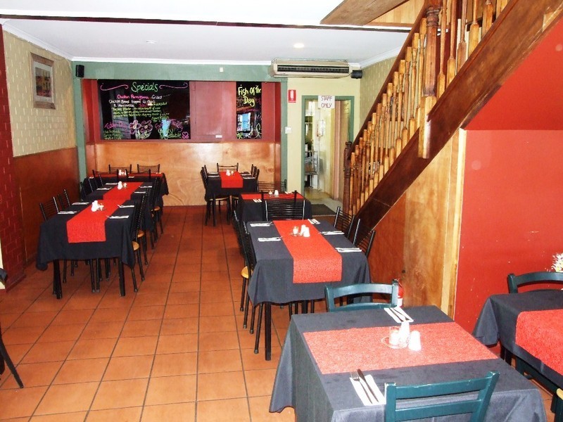 5 Thompson Avenue, Cowes VIC 3922