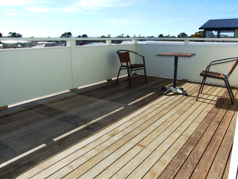 12 Anthony Court, Cowes VIC 3922