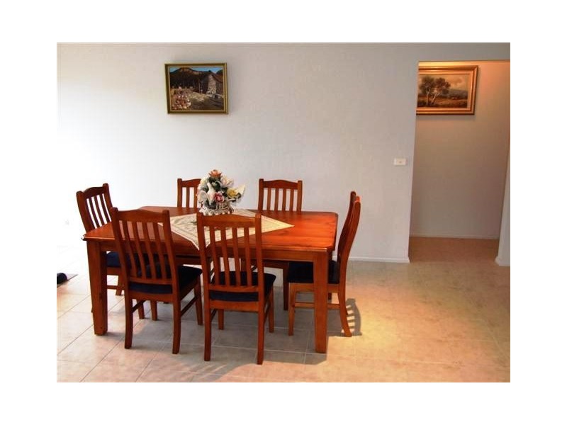 9 Hakea Court, Cowes VIC 3922