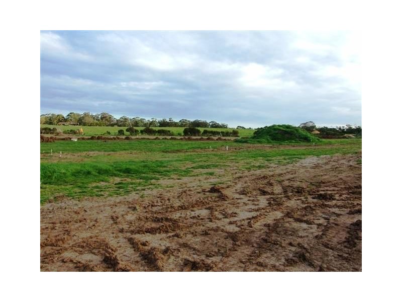 Lot 127 Kingfisher, Cowes VIC 3922