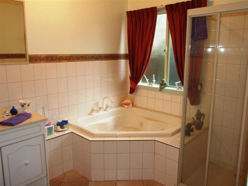 1 Honeyeater Drive, Silverleaves VIC 3922