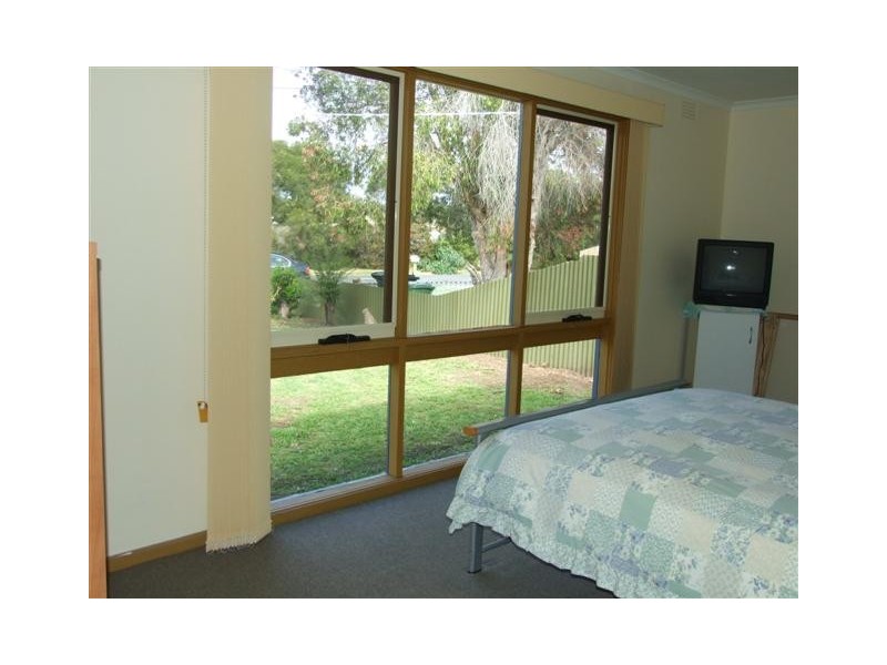 33 Phillip Island Road, Newhaven VIC 3925