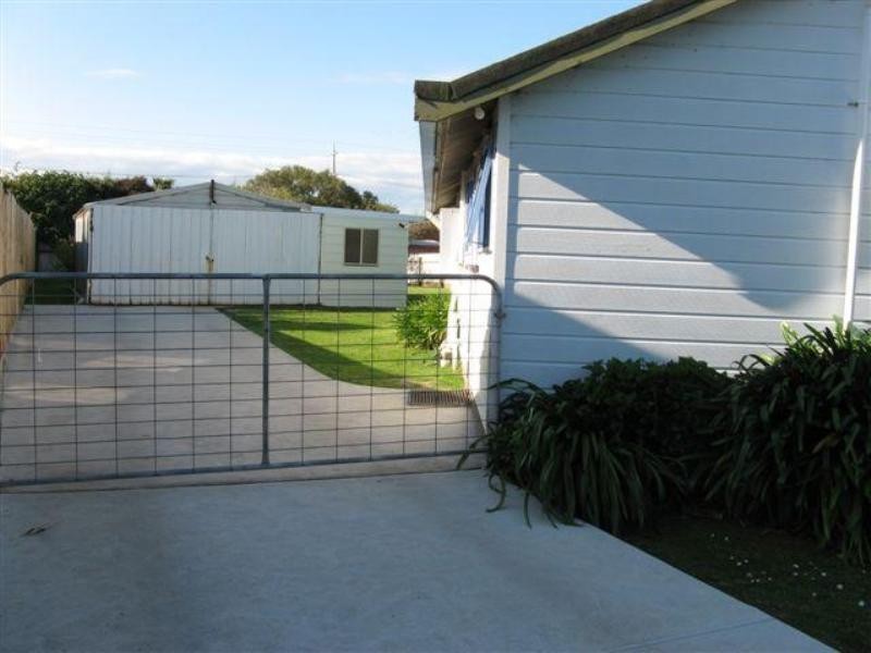 35 Phillip Island Road, Newhaven VIC 3925