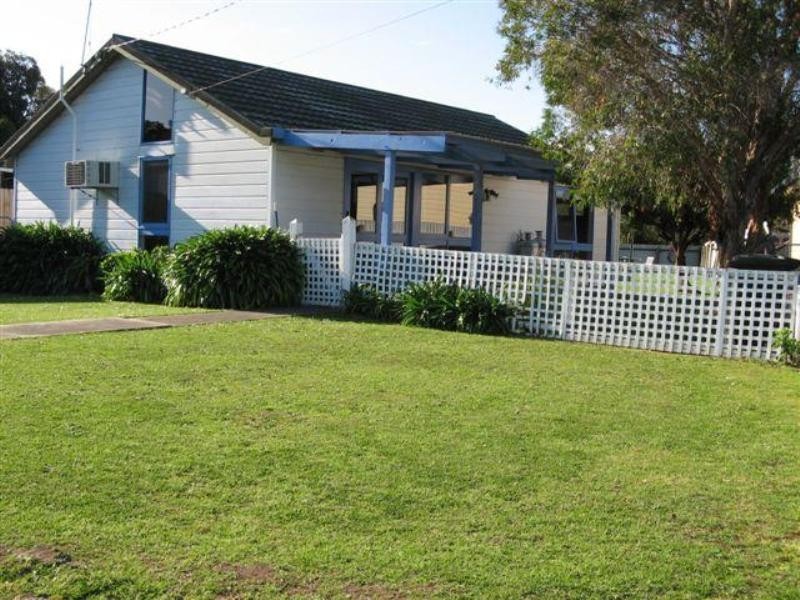 35 Phillip Island Road, Newhaven VIC 3925