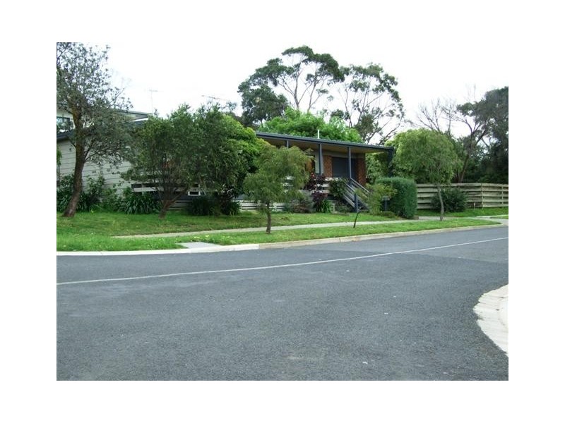380 Settlement Road, Cowes VIC 3922