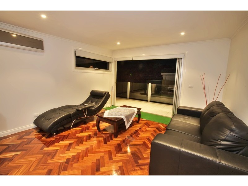 2/12 Steele Street, Cowes VIC 3922