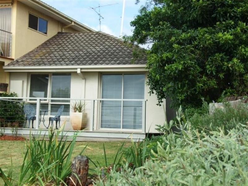 8a Beach Road, Rhyll VIC 3923