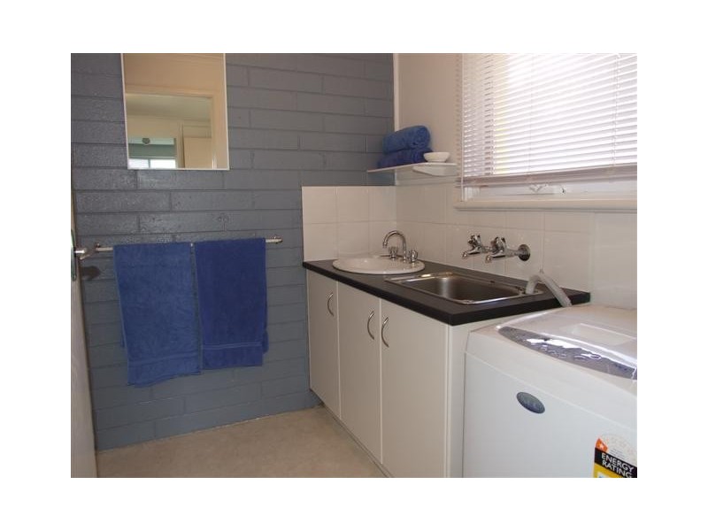 8a Beach Road, Rhyll VIC 3923