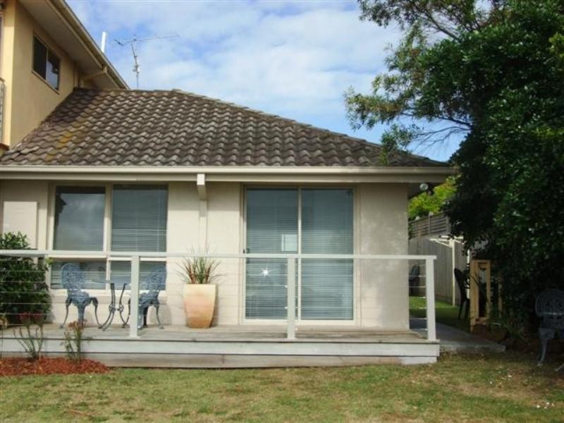 8a Beach Road, Rhyll VIC 3923