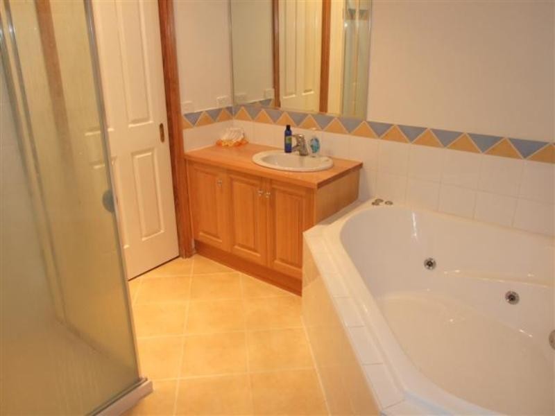 14 Clipper Crescent, Sunset Strip VIC 3922