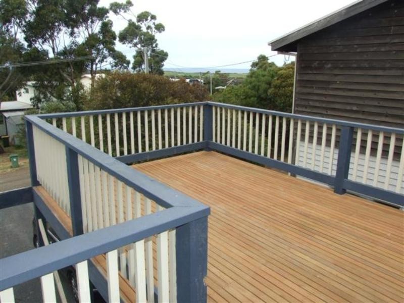 14 Clipper Crescent, Sunset Strip VIC 3922