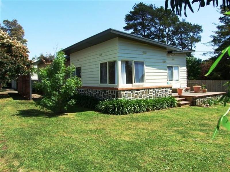 18 Anderson Road, Cowes VIC 3922