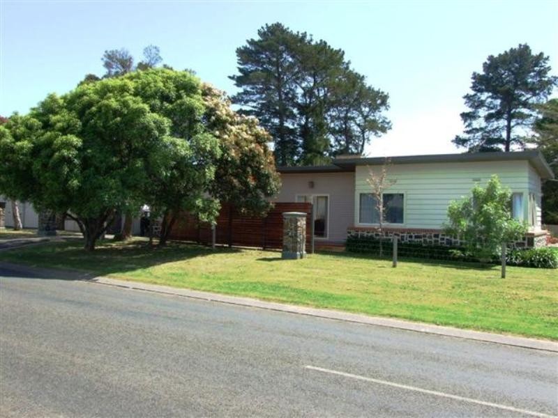 18 Anderson Road, Cowes VIC 3922
