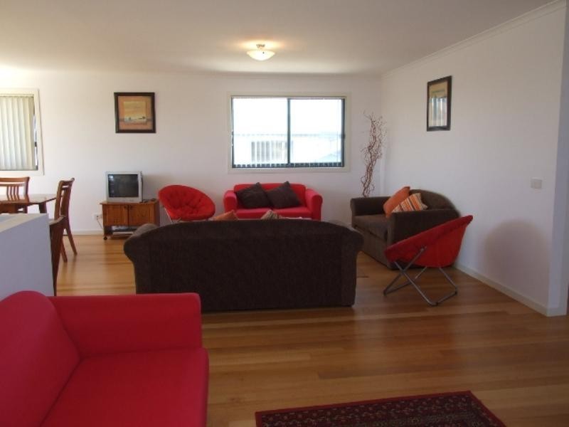 2/82 Lantana Road, Cape Woolamai VIC 3925