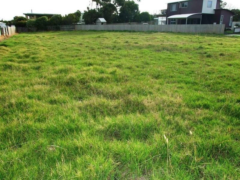 5 Haldor Place, San Remo VIC 3925