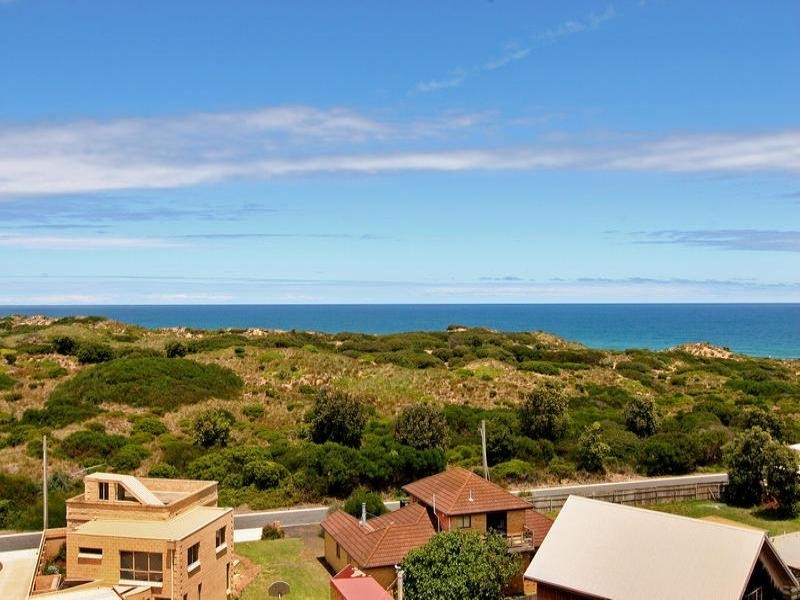 92 Ocean Reach, Cape Woolamai VIC 3925