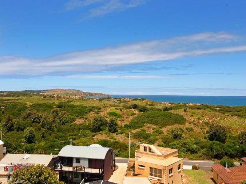 92 Ocean Reach, Cape Woolamai VIC 3925