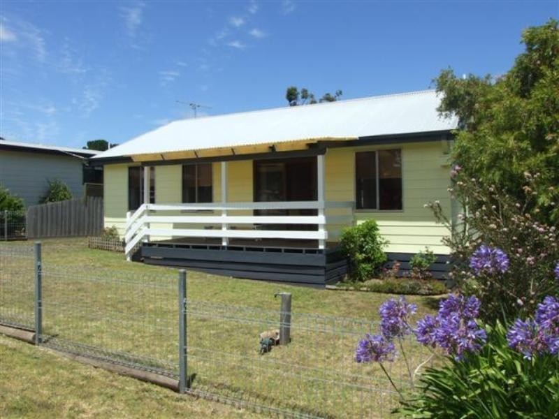 61 Hallway Drive, Wimbledon Heights VIC 3922