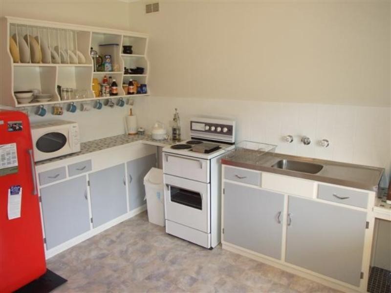 61 Hallway Drive, Wimbledon Heights VIC 3922