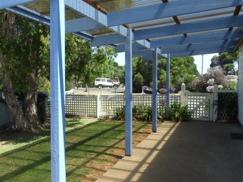 35 Phillip Island Road, Newhaven VIC 3925