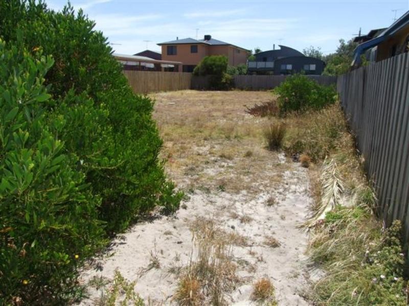 98 Ocean Reach, Cape Woolamai VIC 3925