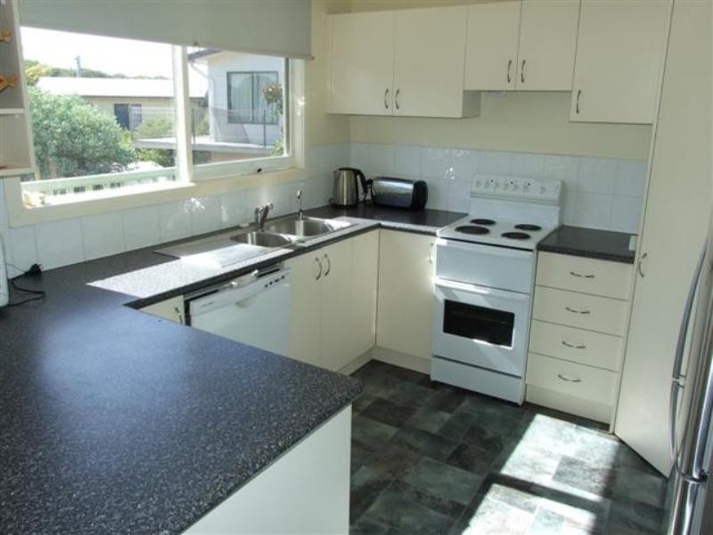 17 Southport Avenue, Cape Woolamai VIC 3925