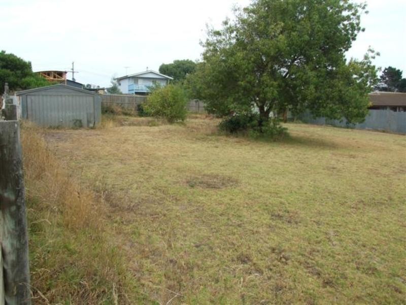 35 Phillip Island Road, Sunset Strip VIC 3922