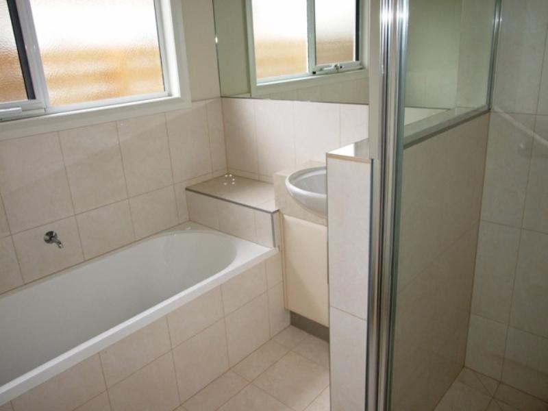 2/2 Eucalypt Court, Cowes VIC 3922