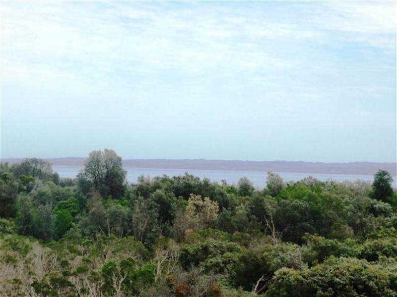 4 Toscana Rise, Cowes VIC 3922