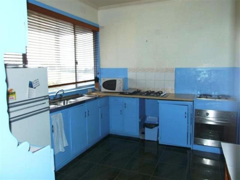 1 Phillip Island Road, San Remo VIC 3925