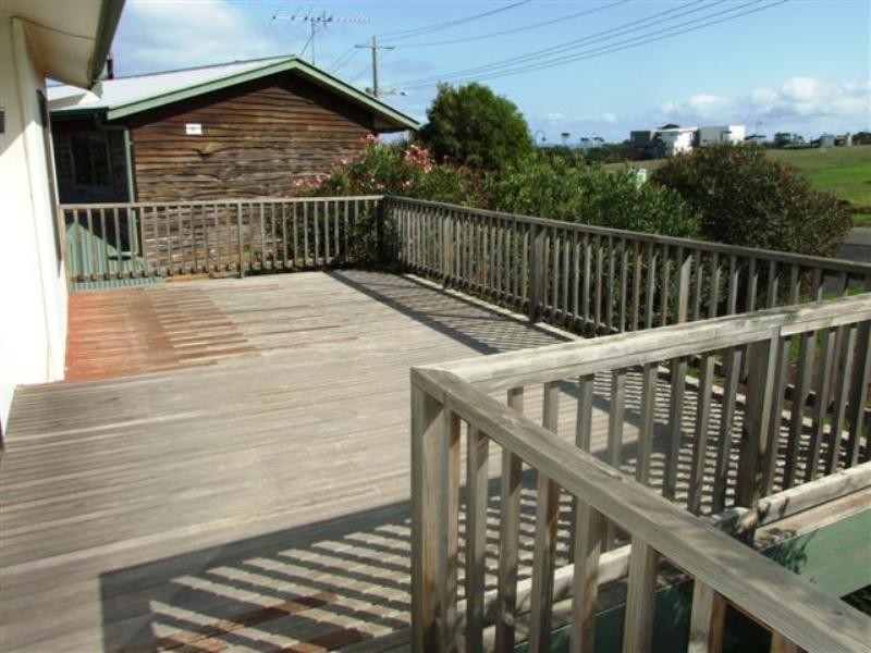 615 Settlement Road, Cowes VIC 3922