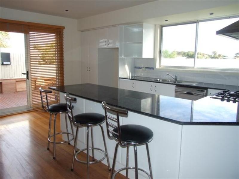 17 Seesburg Street, Cape Woolamai VIC 3925