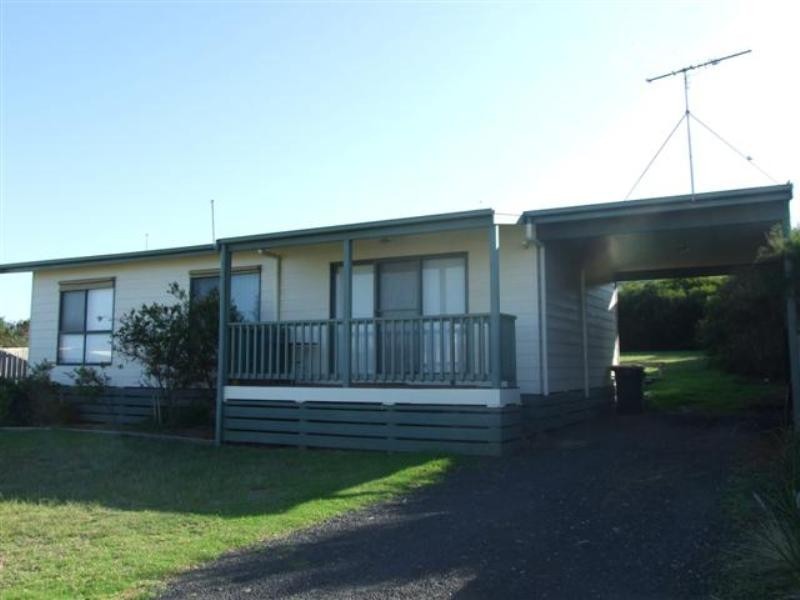 12 Stradbroke Crescent, Surf Beach VIC 3922