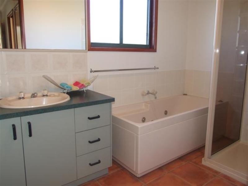 12 Stradbroke Crescent, Surf Beach VIC 3922